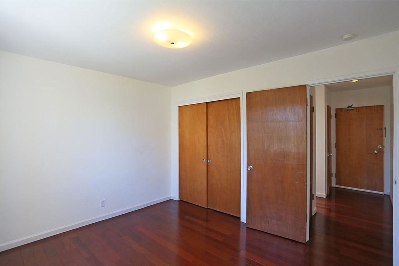 170 Wood St #7 - Photo 4 of 9