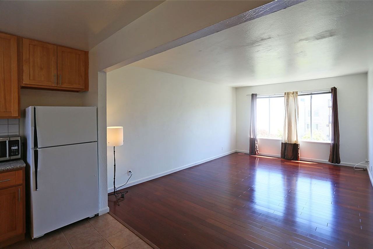 170 Wood St #7 - Photo 7 of 9