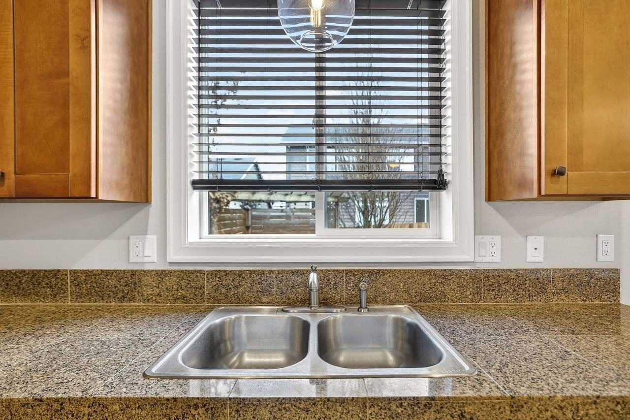 19112 Arletha Ct - Photo 6 of 50