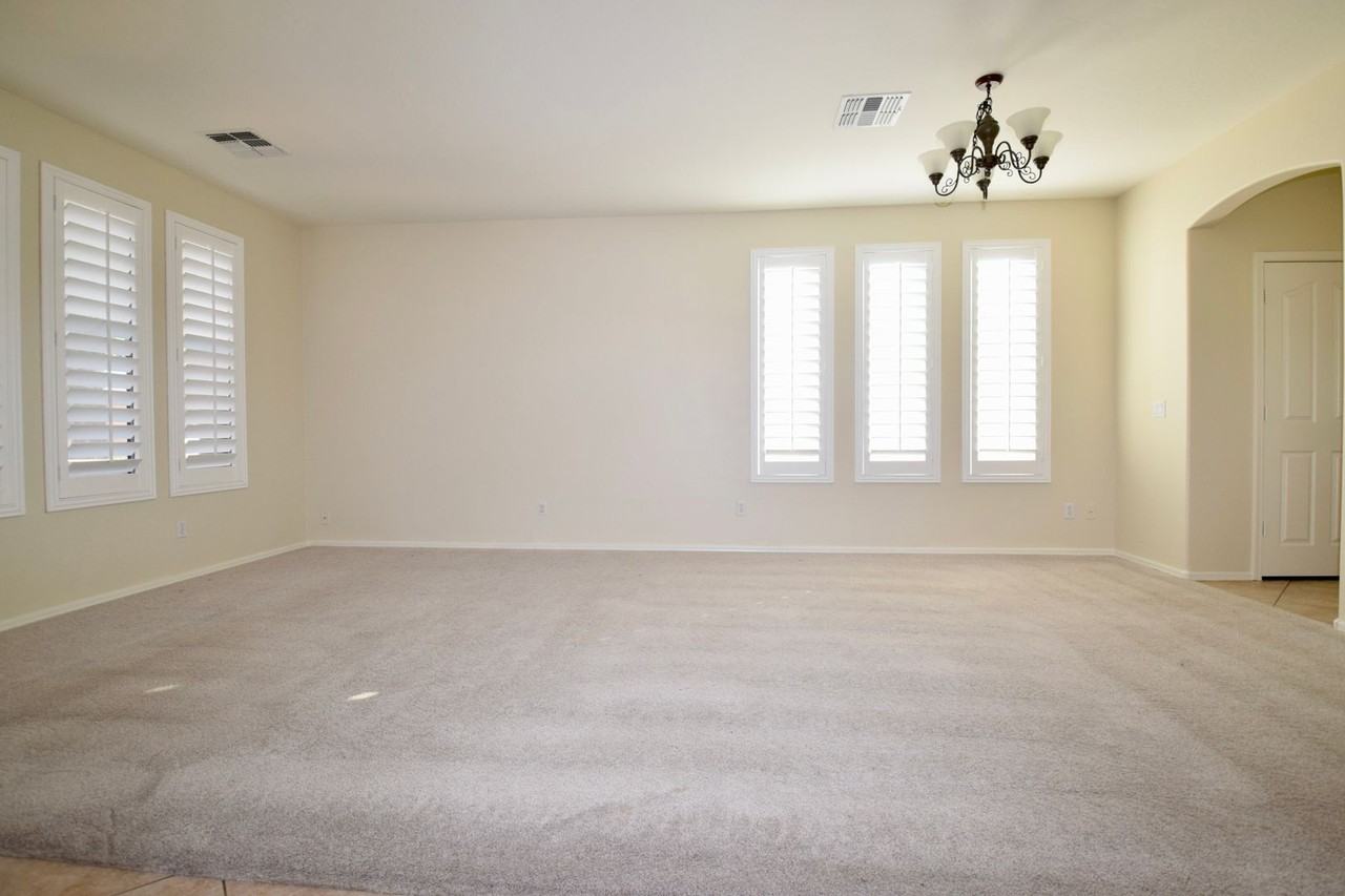 2909 E Country Shadows St - Photo 5 of 29