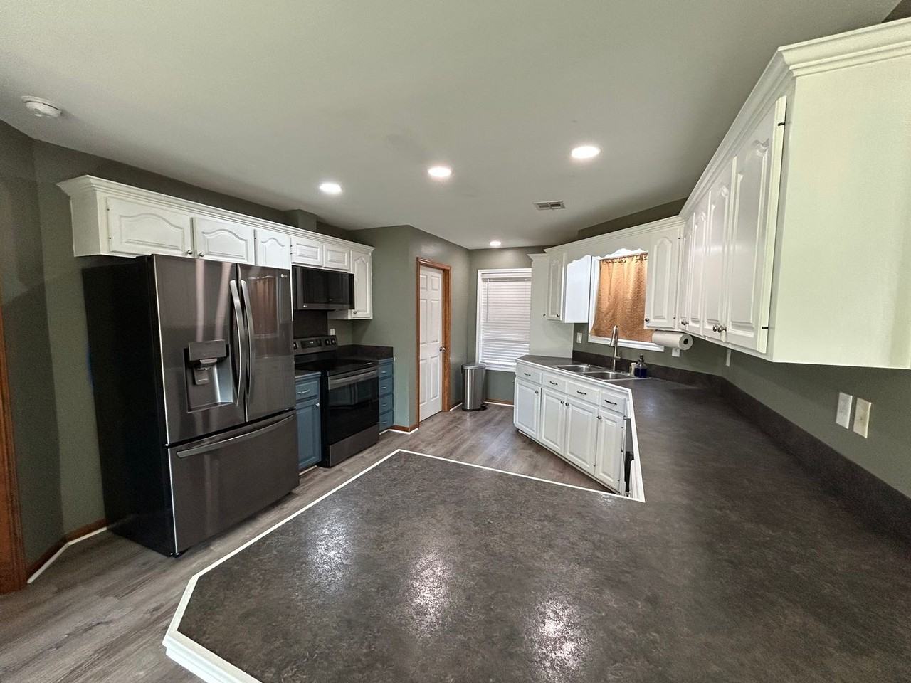 424 Sonnier Rd - Photo 3 of 12