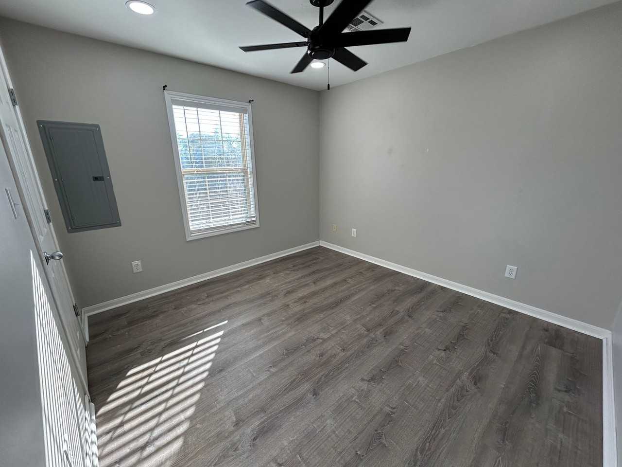 424 Sonnier Rd - Photo 6 of 12