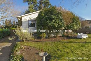 2318 Se 72nd Ave - Photo 1 of 1