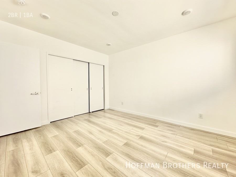 318 S Mariposa Ave #9 - Photo 7 of 11