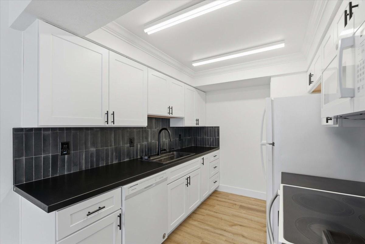 774 S 1650 E #1 - Photo 7 of 25