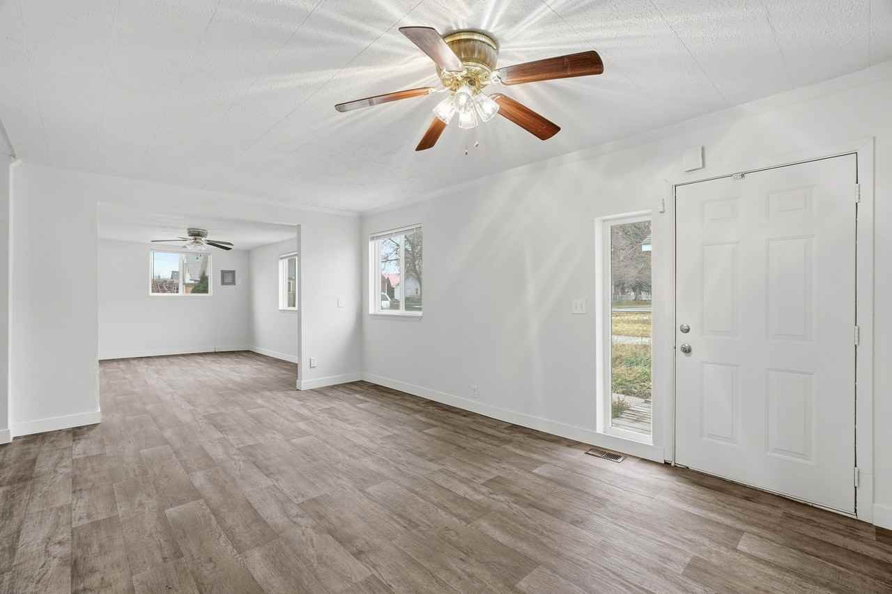 5111 N Stone St #1 - Photo 5 of 26