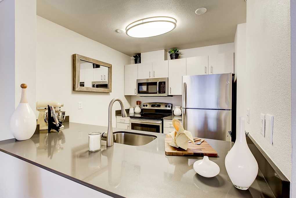 Ellington at Bellevue - Photo 6 of 42