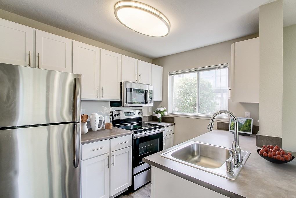 Martha Lake - Photo 5 of 35