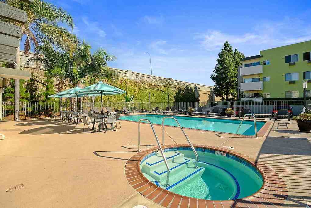 Mira Monte - Photo 4 of 31