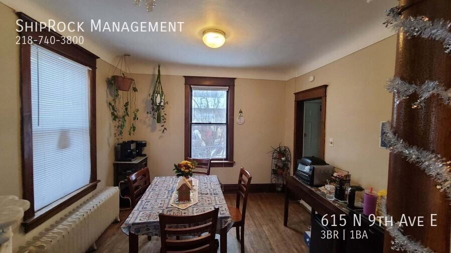 615 N 9th Ave E - Photo 5 of 7