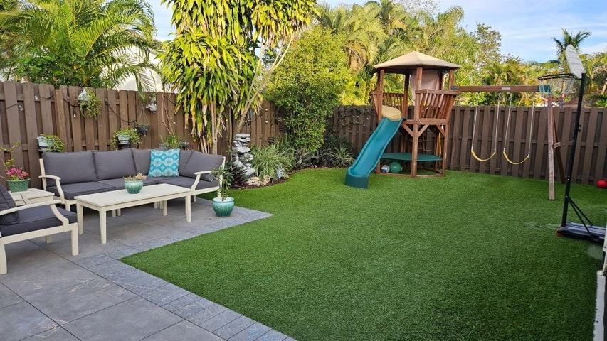 9607 Stones River Park Way - Photo 3 of 7