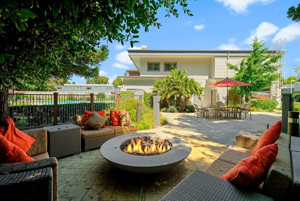 The Parc at Pruneyard - Photo 7 of 50