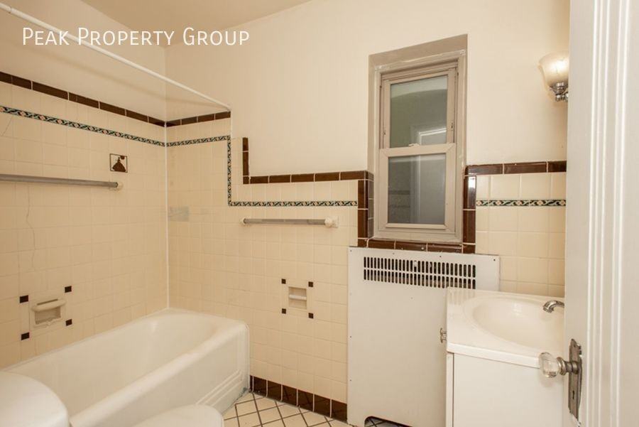 2802 Digby Ave #5 - Photo 4 of 4