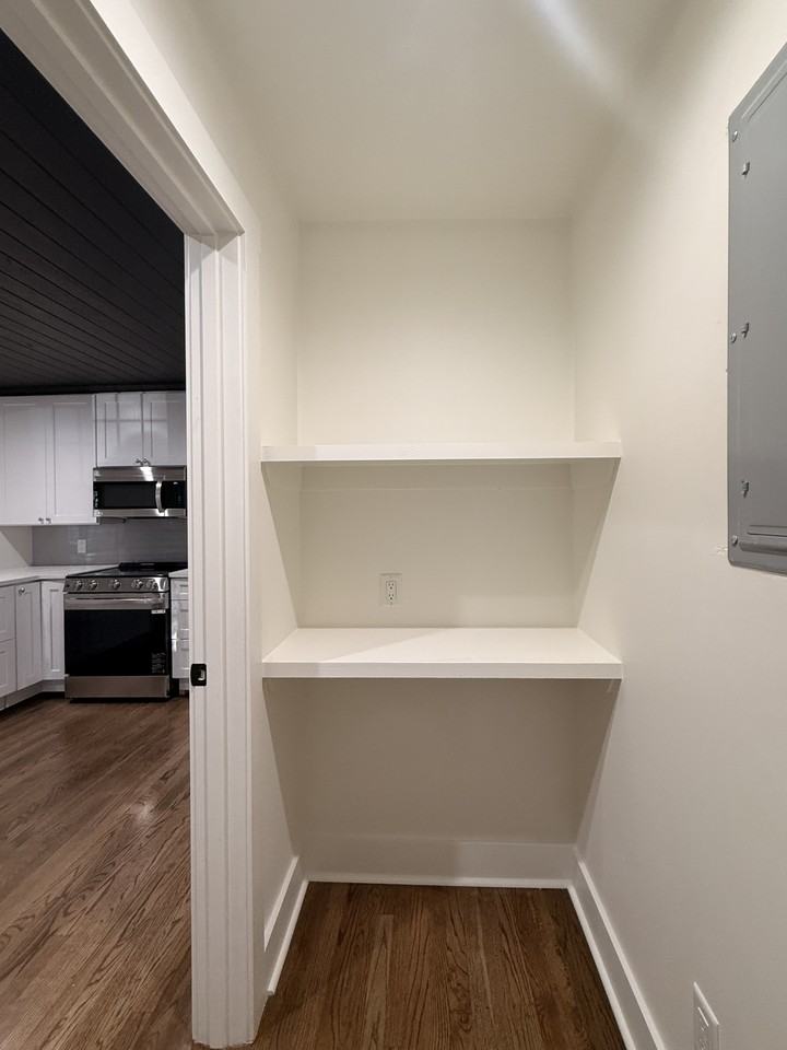 3211 Bull St #A - Photo 7 of 25