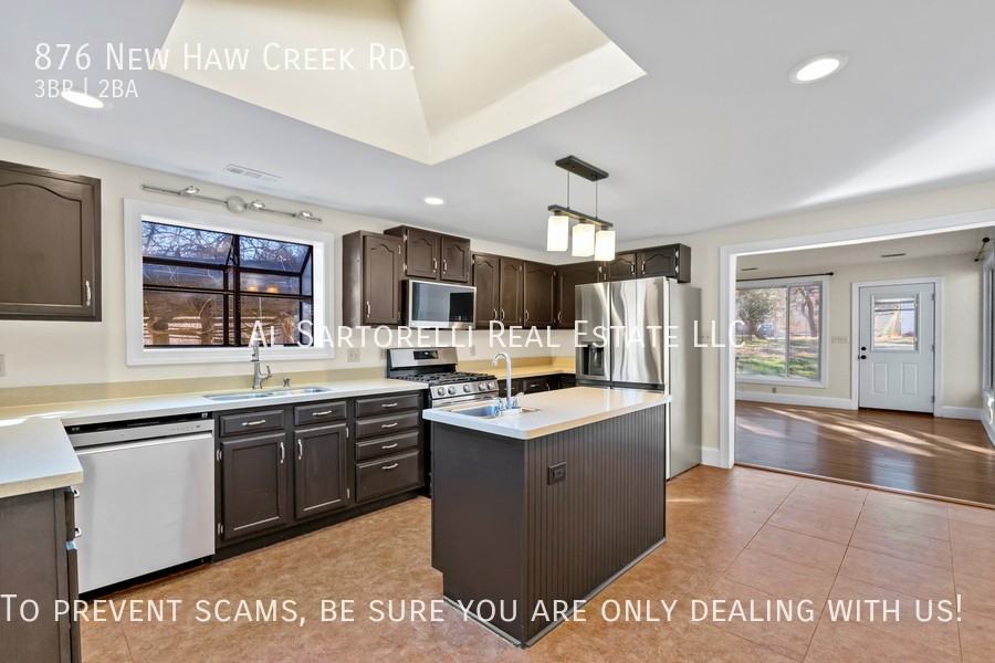 876 New Haw Creek Rd - Photo 4 of 25