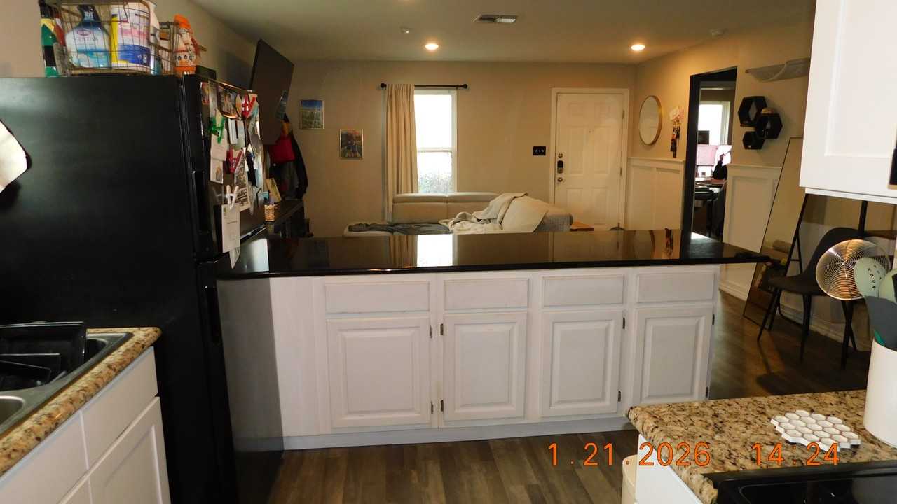 225 Virginia St #NA - Photo 4 of 25