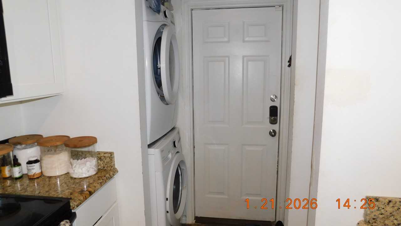 225 Virginia St #NA - Photo 6 of 25