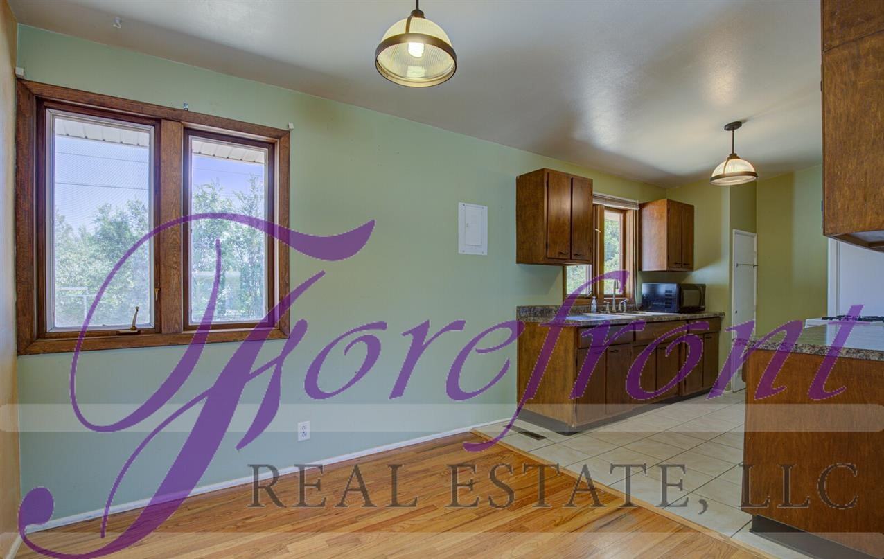 2045 Laramie Ave #1 - Photo 5 of 13