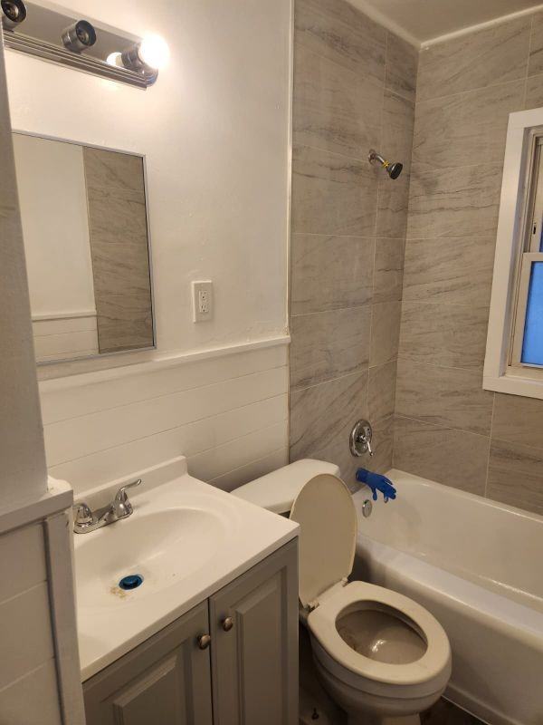 14945 Lappin St - Photo 4 of 8