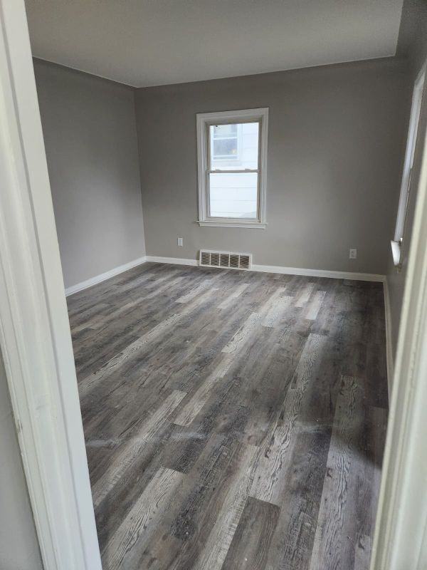 14945 Lappin St - Photo 6 of 8