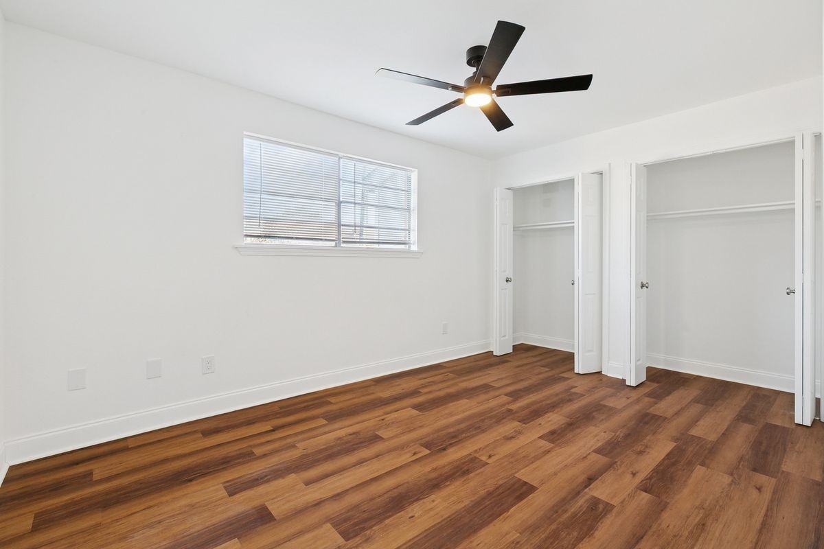 2425 Octavia Dr - Photo 7 of 25