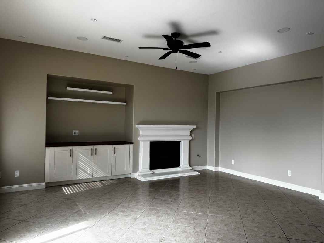 18180 Spyglass Hl - Photo 4 of 26