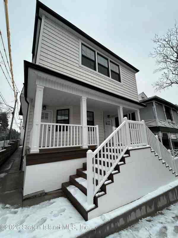 24 York Ave - Photo 2 of 12