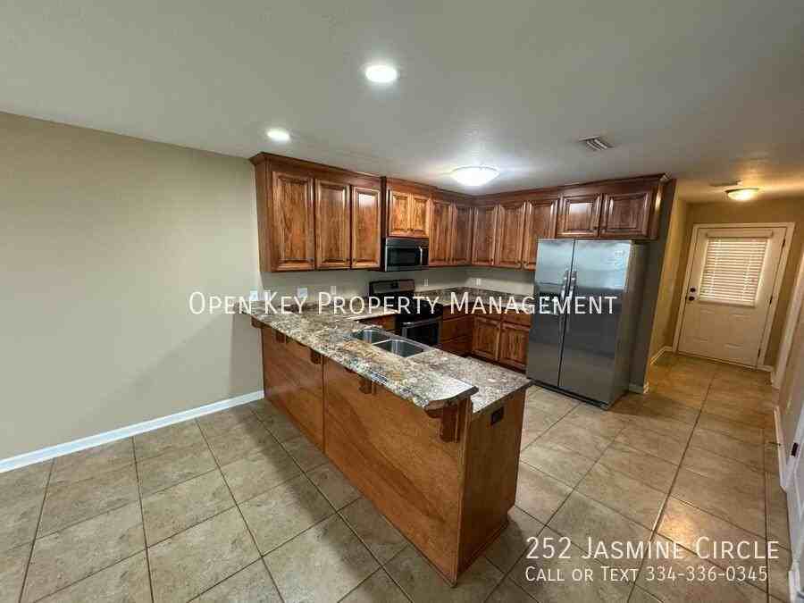 252 Jasmine Cir - Photo 5 of 16
