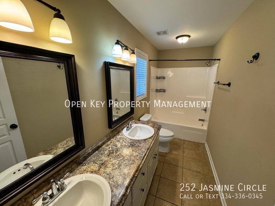 252 Jasmine Cir - Photo 7 of 16