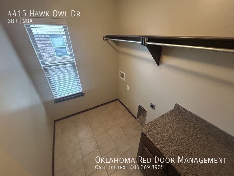 4415 Hawk Owl Dr - Photo 4 of 31