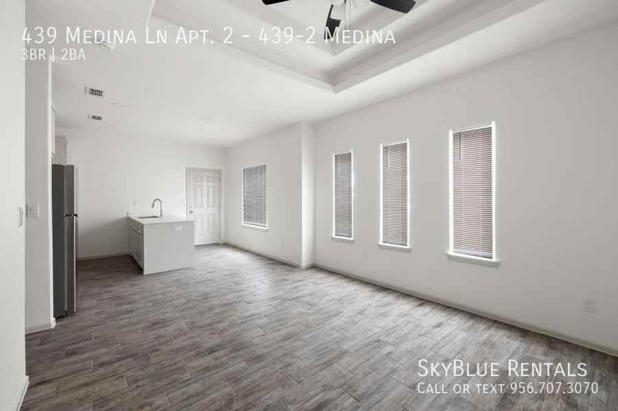 439 Medina Ln Apt. 2 - Photo 7 of 8