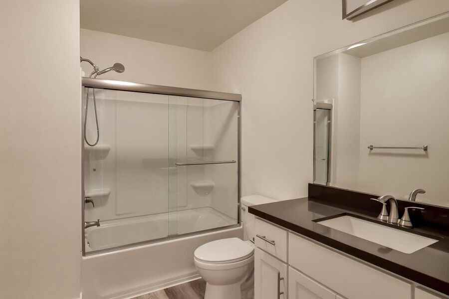 1660 Hollenbeck Avenue - Photo 7 of 45