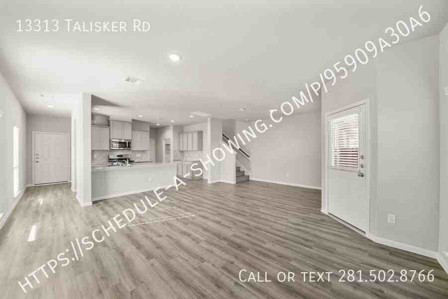 13313 Talisker Rd - Photo 3 of 10