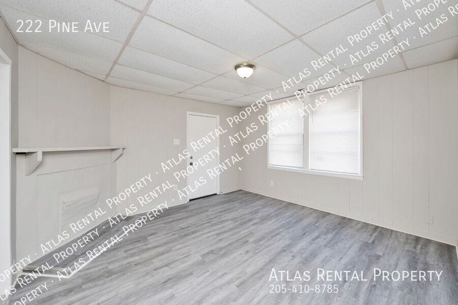 222 Pine Ave - Photo 7 of 22