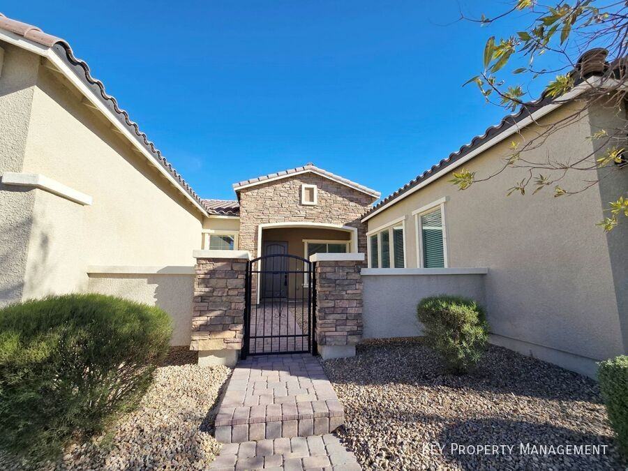 8318 Beldina St - Photo 2 of 45