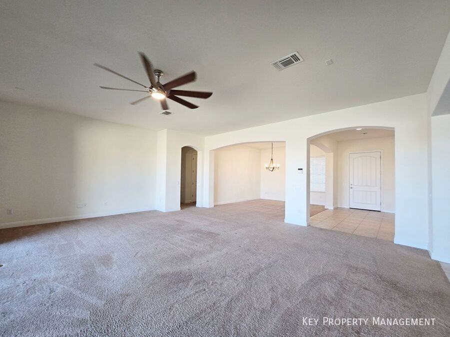 8318 Beldina St - Photo 7 of 45