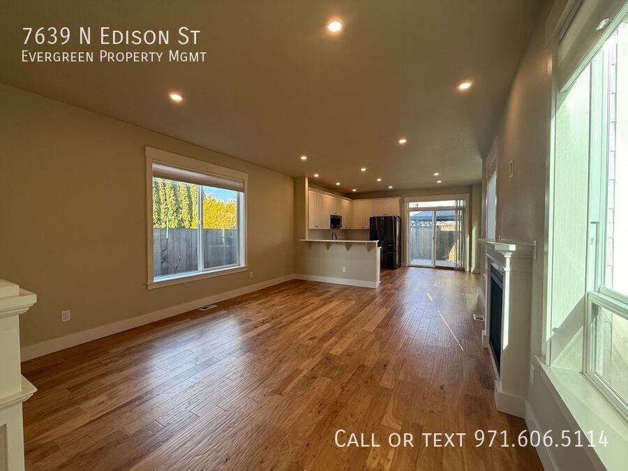 7639 N Edison St - Photo 7 of 43