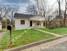 featured image of 219A S Patterson St
