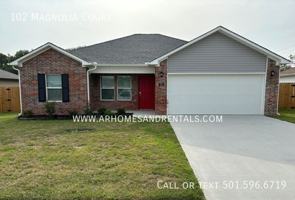 featured image of 102 Magnolia Ct