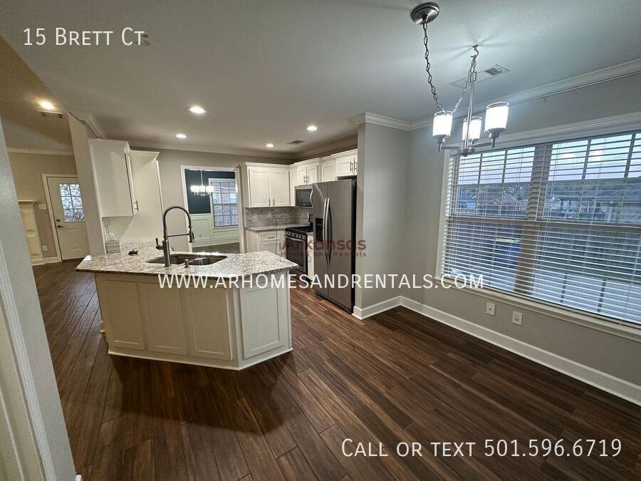 15 Brett Ct - Photo 2 of 25