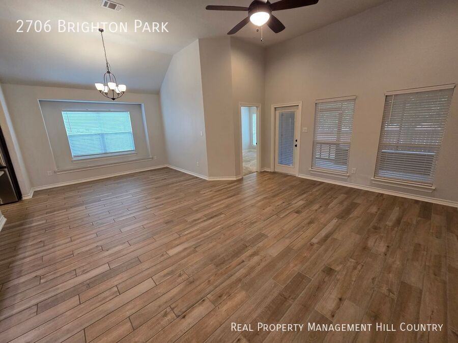 2706 Brighton Park - Photo 2 of 33