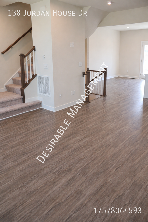 138 Jordan House Dr - Photo 3 of 28