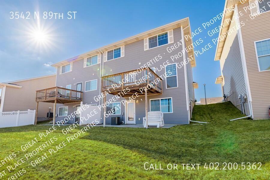 3542 N 89th St - Photo 3 of 50