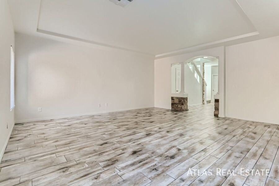 9992 Mills Reef Ct - Photo 6 of 33