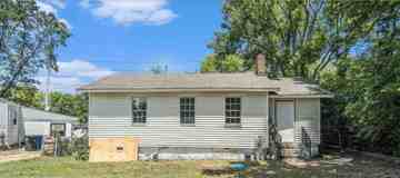 featured image of 2028 Lee Ter Sw #1