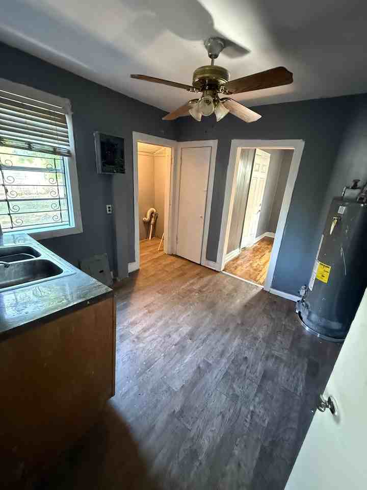 2028 Lee Ter Sw #1 - Photo 5 of 22