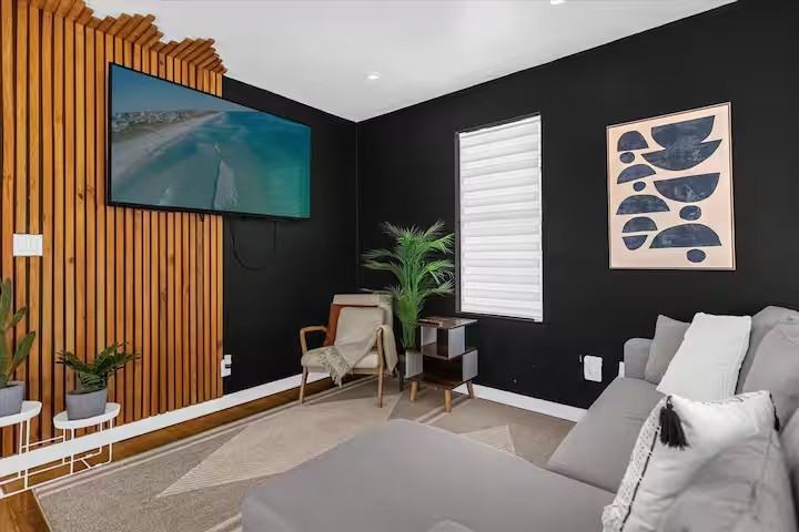 1916 Garvin St #1 - Photo 3 of 30