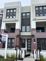 featured image of 121 8th St #2