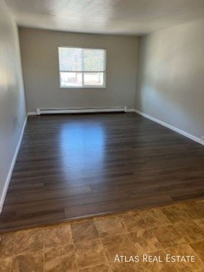 4357 N Chestnut St #202 - Photo 2 of 7