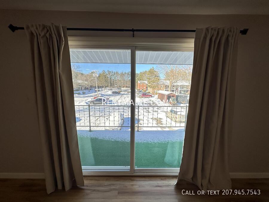 50 Longrale Park Apt C - Photo 6 of 15